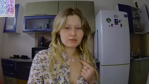 Snapshot of fairydreams_ chatting on February 2025 10:50:02 AM Arisha online show from February 2025 10:50:02 AM