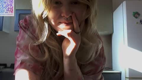 Snapshot of fairydreams_ chatting on February 2025 10:47:02 AM Arisha online show from February 2025 10:47:02 AM