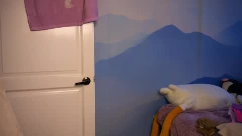 Ilona online show from February 2026 10:40:01 AM