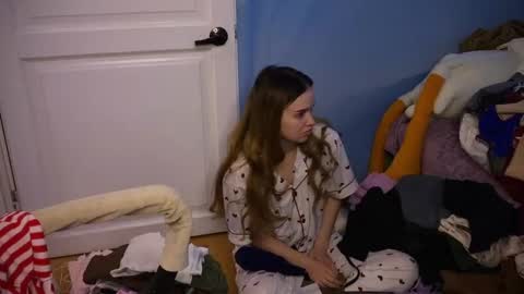 Snapshot of fairyilona chatting on March 2026 05:22:01 AM Ilona online show from March 2026 05:22:01 AM