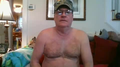 Snapshot of falconbator8 chatting on February 2025 01:38:01 PM falconbator8 online show from February 2025 01:38:01 PM