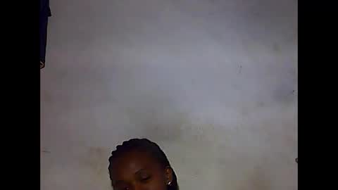 falielyse online show from October 2025 05:10:02 PM