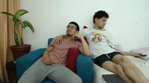 FallGays online show from April 2026 03:31:02 AM