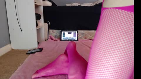 Snapshot of fallin_skye chatting on February 2025 04:15:02 PM Fallin Skye online show from February 2025 04:15:02 PM