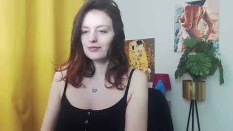 Snapshot of fancynadine chatting on January 2025 06:22:02 AM Nadine online show from January 2025 06:22:02 AM
