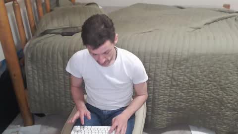 Snapshot of fanfriction chatting on May 2026 09:42:02 PM Fan Friction online show from May 2026 09:42:02 PM