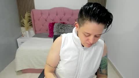 FANNY online show from February 2026 07:14:02 PM