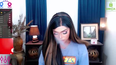 Snapshot of fantacyoflove chatting on December 2024 10:43:01 PM YASI online show from December 2024 10:43:01 PM