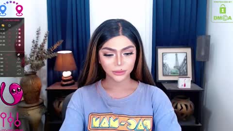 Snapshot of fantacyoflove chatting on December 2024 08:55:02 AM YASI online show from December 2024 08:55:02 AM