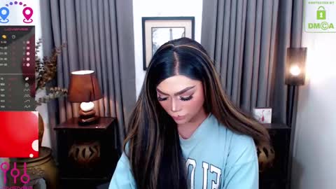 Snapshot of fantacyoflove chatting on December 2024 03:59:02 AM YASI online show from December 2024 03:59:02 AM