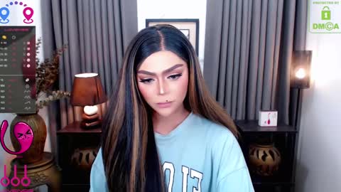 Snapshot of fantacyoflove chatting on December 2024 09:37:01 PM YASI online show from December 2024 09:37:01 PM