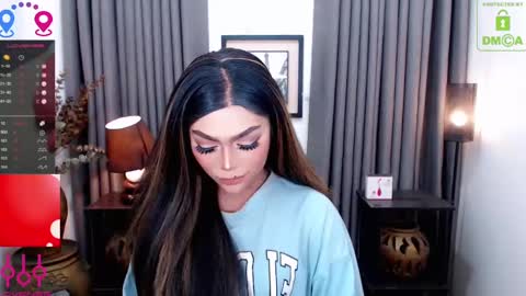 Snapshot of fantacyoflove chatting on January 2025 11:01:02 PM YASI online show from January 2025 11:01:02 PM