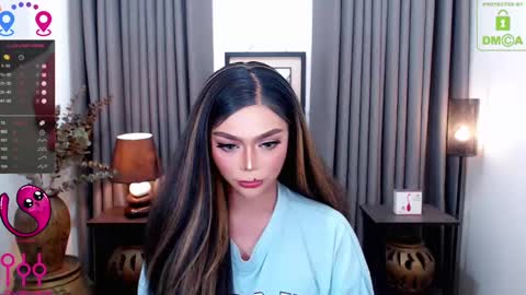 Snapshot of fantacyoflove chatting on January 2025 11:22:01 PM YASI online show from January 2025 11:22:01 PM