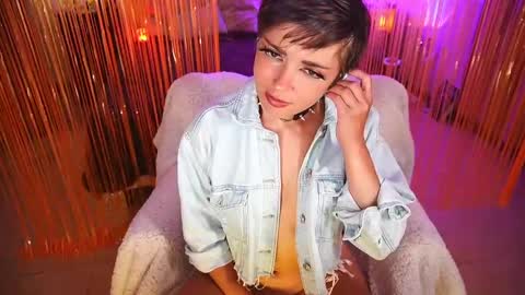 Snapshot of fantastic_sonya chatting on November 2025 01:16:01 AM Fantastic Sonya online show from November 2025 01:16:01 AM