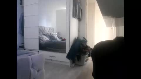 fantasticdeee online show from February 2026 01:58:02 PM