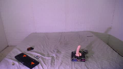 Snapshot of fantasy420_ chatting on January 2025 09:00:01 AM Fantasy420 online show from January 2025 09:00:01 AM