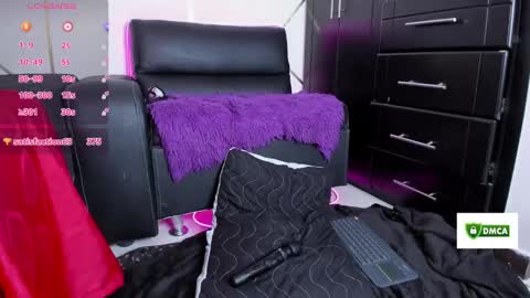 Snapshot of fantasy_33 chatting on December 2024 06:55:01 PM fantasy online show from December 2024 06:55:01 PM