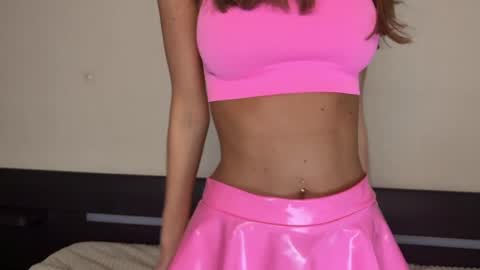 fantasy_moonlight online show from March 2026 07:35:01 PM