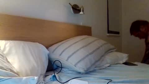 fantasying01 online show from March 2026 02:22:02 PM