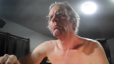 Snapshot of fantasyresort chatting on February 2025 04:28:02 AM fantasyresort online show from February 2025 04:28:02 AM