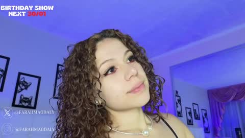 Snapshot of farahh_magdaly chatting on January 2025 12:02:02 PM Farah online show from January 2025 12:02:02 PM