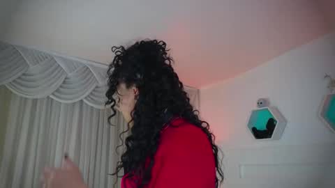 Snapshot of farahh_magdaly chatting on November 2025 12:07:02 PM Farah online show from November 2025 12:07:02 PM