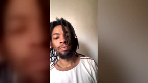 Snapshot of farayfaray chatting on March 2026 08:07:01 AM farayfaray online show from March 2026 08:07:01 AM