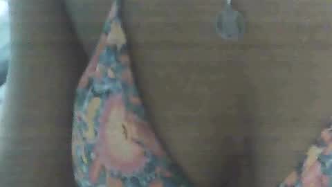 Snapshot of farianna_hot chatting on April 2026 02:27:02 AM farianna_hot online show from April 2026 02:27:02 AM
