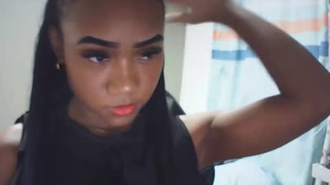 Snapshot of farianna_hot chatting on May 2026 10:04:02 PM farianna_hot online show from May 2026 10:04:02 PM