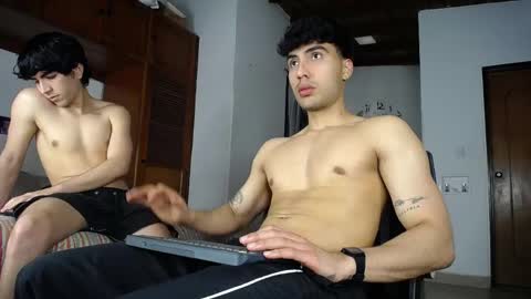 farid_24 online show from April 2026 03:32:02 AM