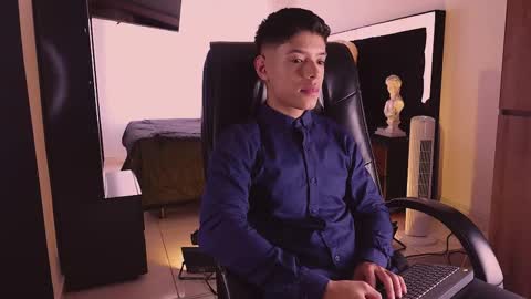 Snapshot of farid_jake_ chatting on October 2025 07:43:01 PM farid_jake_ online show from October 2025 07:43:01 PM