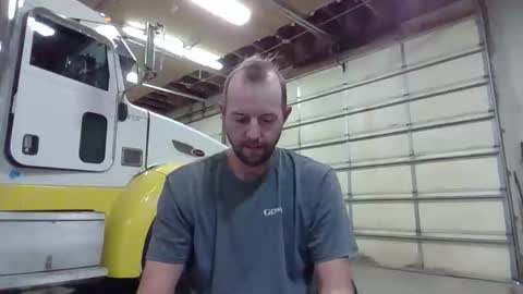 farmboy4720 online show from November 2025 04:51:01 PM