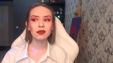 Fascinating   Eyes online show from July 2026 07:12:02 PM