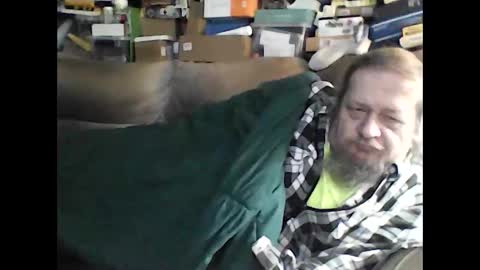Snapshot of fasteddysex chatting on December 2024 01:43:01 AM HoneyCumJuice4U online show from December 2024 01:43:01 AM