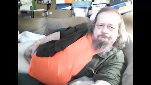 Snapshot of fasteddysex chatting on January 2025 06:35:01 PM HoneyCumJuice4U online show from January 2025 06:35:01 PM