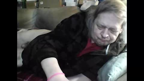 Snapshot of fasteddysex chatting on March 2025 06:10:01 AM HoneyCumJuice4U online show from March 2025 06:10:01 AM