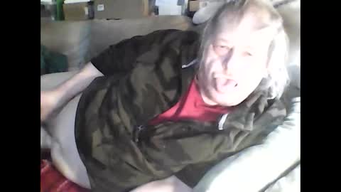 Snapshot of fasteddysex chatting on March 2025 09:32:02 AM HoneyCumJuice4U online show from March 2025 09:32:02 AM