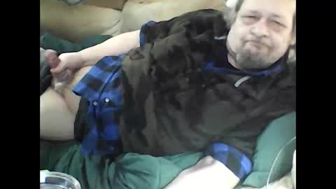 HoneyCumJuice4U online show from April 2026 03:17:01 PM