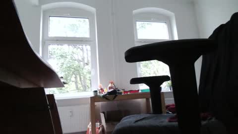 Snapshot of fat_bubble chatting on September 2025 04:41:02 PM Fat Bernd online show from September 2025 04:41:02 PM