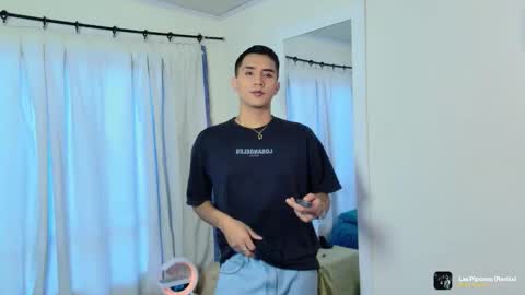 Snapshot of fatass_420 chatting on November 2025 08:44:01 PM Johan online show from November 2025 08:44:01 PM