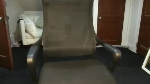 Fatassissy online show from December 2025 02:40:01 AM