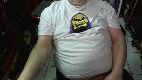 Snapshot of fatdaddycam chatting on February 2025 05:51:02 AM Fat Daddy online show from February 2025 05:51:02 AM
