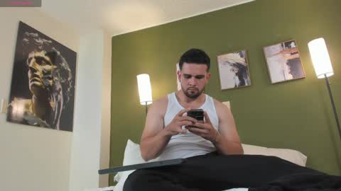 M A T  T E O online show from May 2026 08:07:02 PM