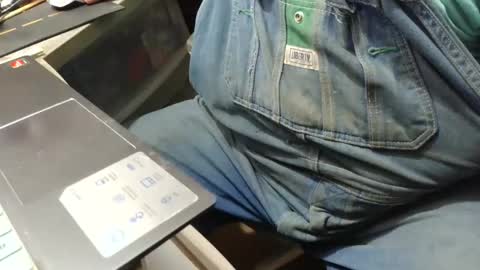 Snapshot of fatfreddythecat chatting on November 2025 04:03:01 AM Fred. online show from November 2025 04:03:01 AM