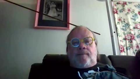 Fred. online show from February 2026 06:28:01 PM