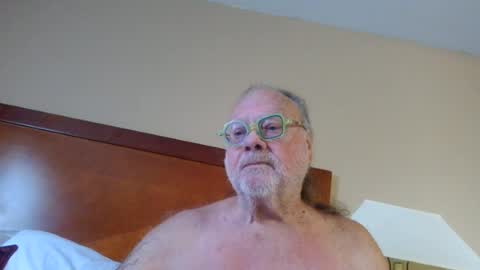 Fred. online show from June 2026 02:40:02 AM
