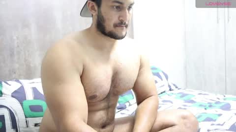 fatherfly001 online show from April 2026 08:57:02 PM