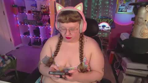 FatVeronica online show from February 2026 03:00:02 PM