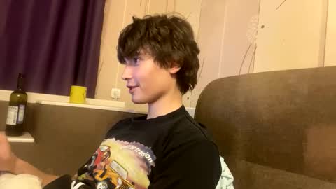 Snapshot of faustfrost chatting on September 2025 10:36:01 PM Faust online show from September 2025 10:36:01 PM