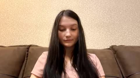 Aurora 18yo online show from March 2026 10:11:01 AM